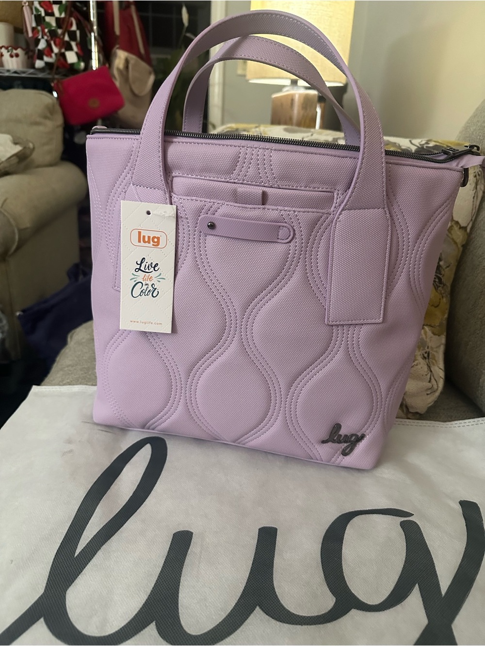 lug Alto Matte Luxe Sugar Plum Quilted Convertible Tote Crossbody NWT $119 MSRP - Picture 4 of 16